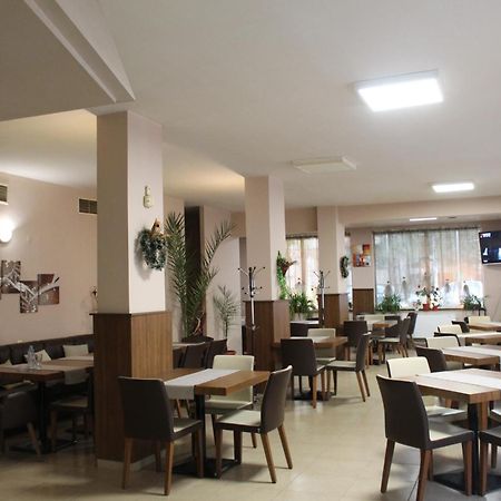 Family Hotel Bulgaria Kharmanli Buitenkant foto