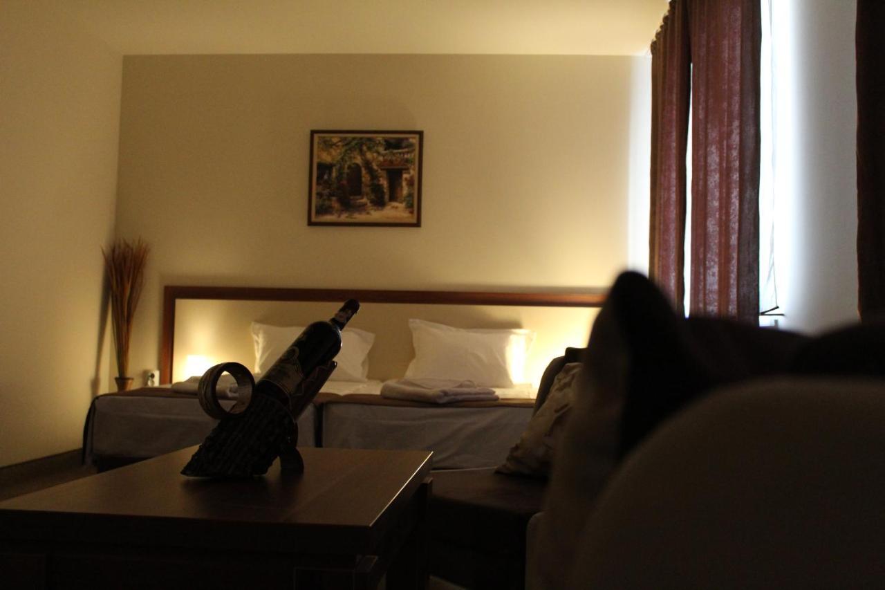 Family Hotel Bulgaria Kharmanli Buitenkant foto